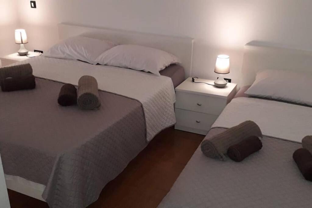 Apartman Franko - Uz Parking Pula Exteriér fotografie