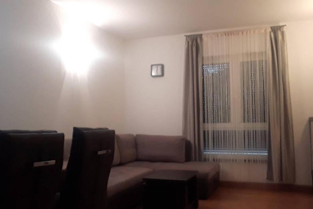 Apartman Franko - Uz Parking Pula Exteriér fotografie